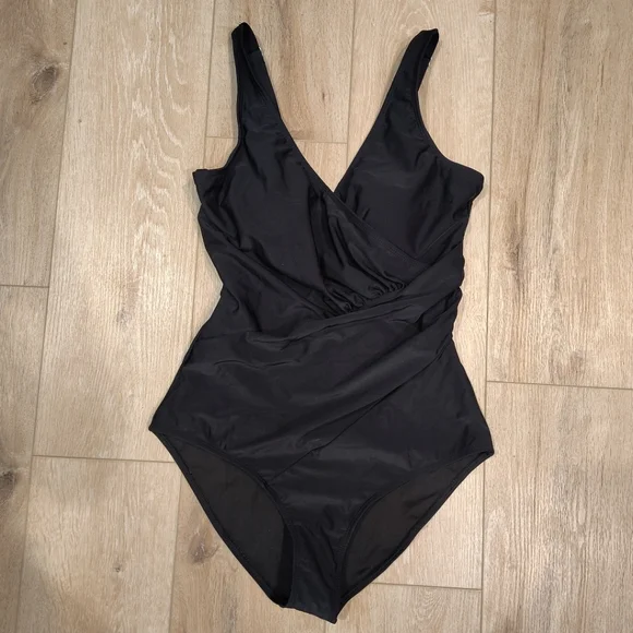 Black Twist Front Runched One Piece Swimsuit Women's LG Adjustable Straps - Picture 1 of 8
